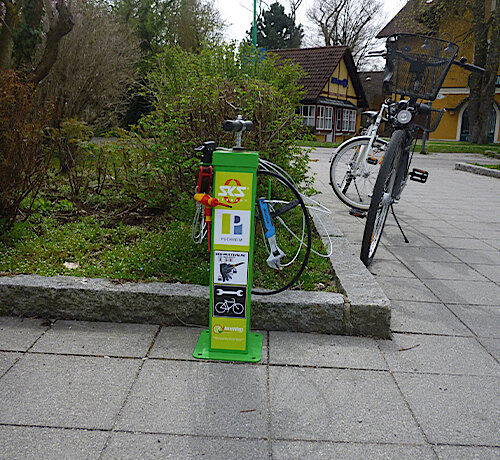 Fahrrad-Reparaturstationen wieder einsatzbereit