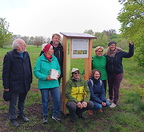 Einweihung der Infotafel bei der Puchheimer Niedermoorwiese – Ein besonders herzliches Dankeschön an Dagmar Koch