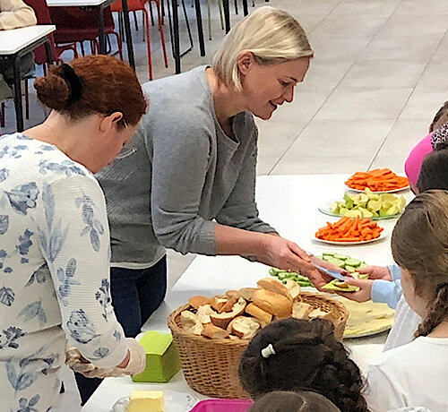 Grundschule am Gernerplatz – Frühstückshelferinnen und -helfer gesucht