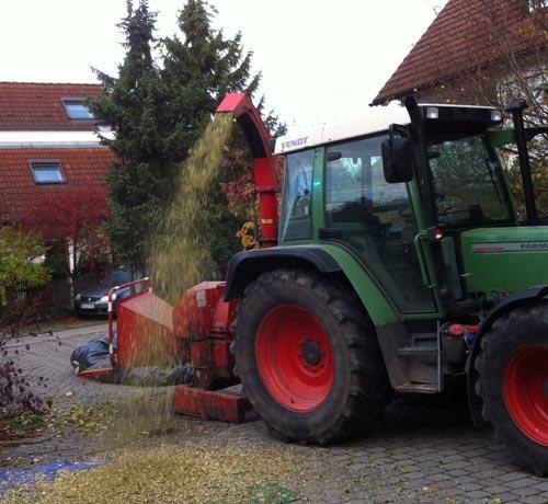 Kostenloser Puchheimer Häckseldienst am 10. November – Anmeldung ab sofort möglich