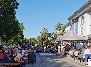 Straßenfest in der Lochhauser Straße