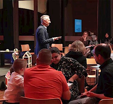 Erster Bürgermeister Norbert Seidl mit Gästen Erster Bürgermeister Norbert Seidl mit Gästen